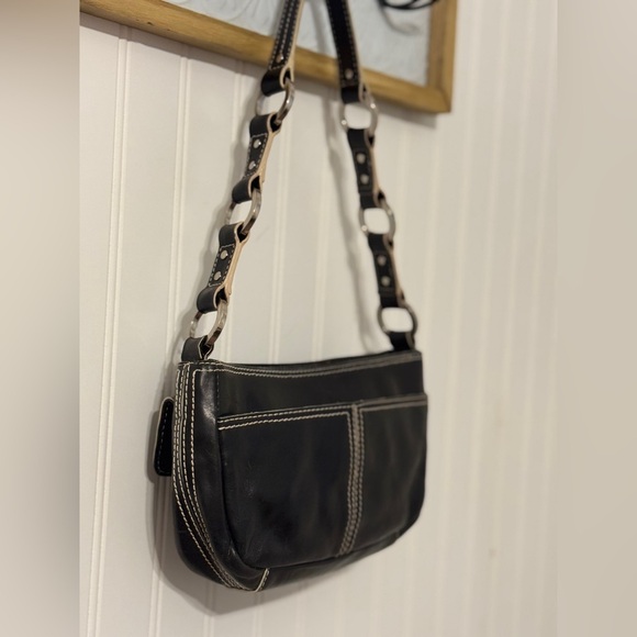 HYPE Black Leather Soho Shoulder Bag - Picture 4 of 9